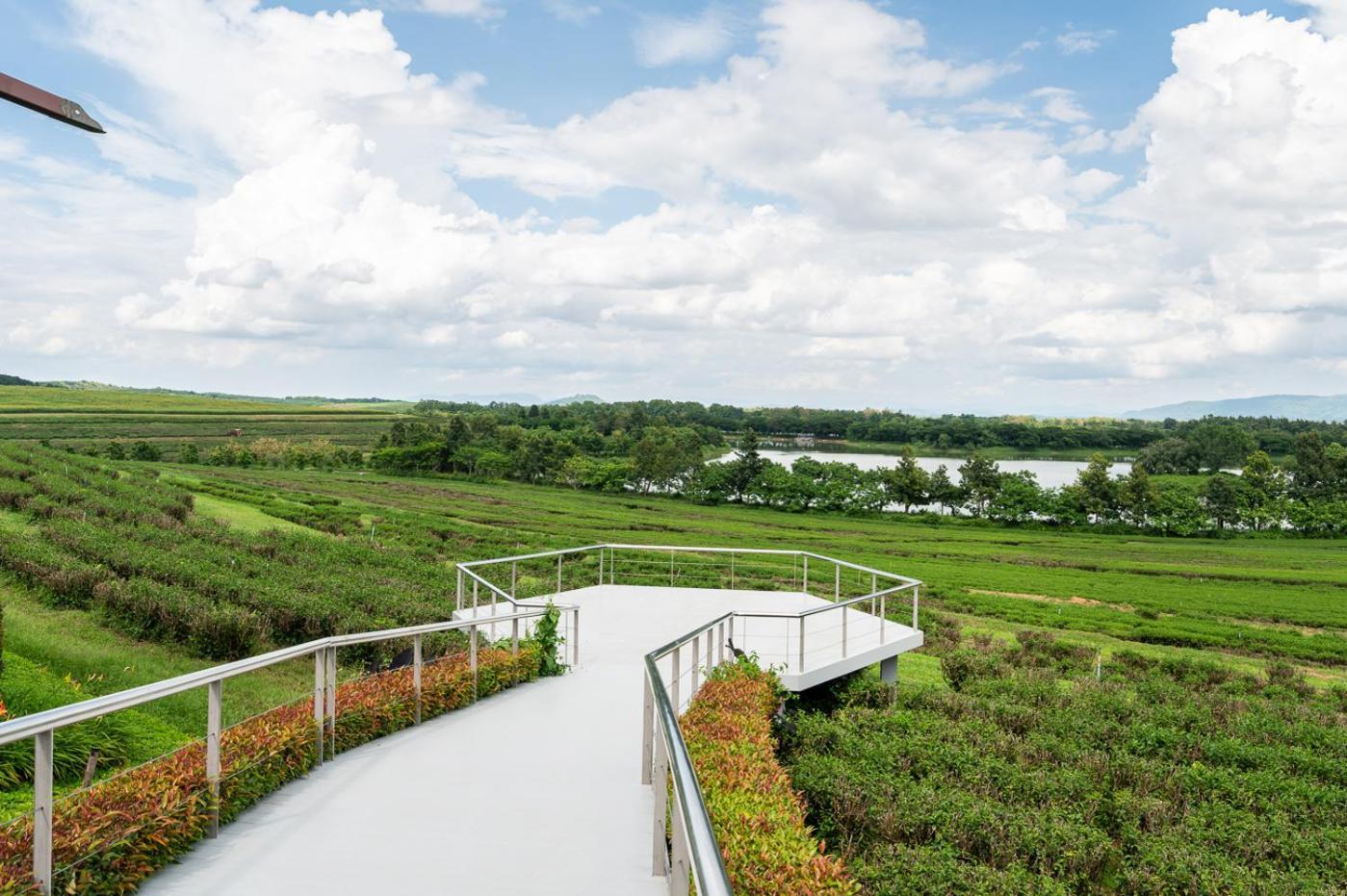 Kokotel Chiang Rai Airport Suites Ban Prong Phra Bat Nok Exterior foto